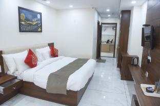 hotel om regency
