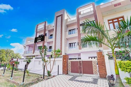 super hotel o garden view vrindavan lucknow