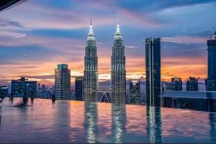 klcc eaton residence by wm