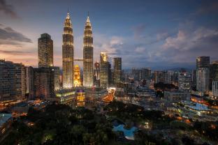 klcc eaton residence by wm