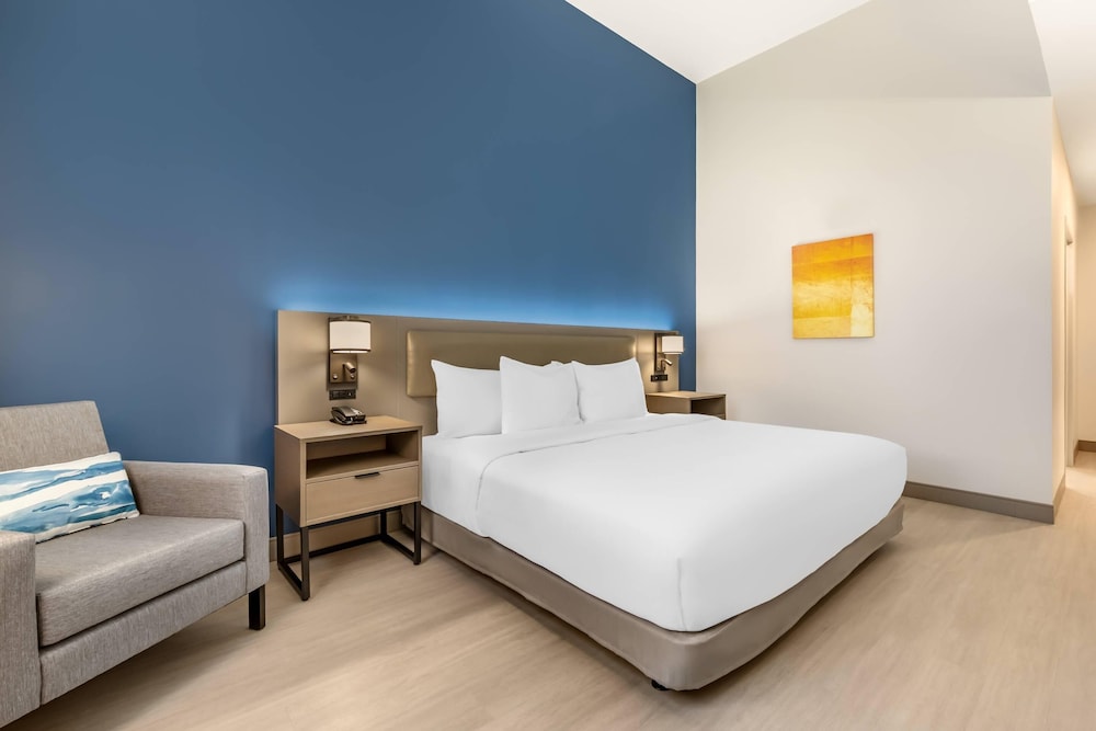 comfort inn and suites