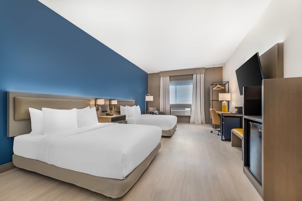comfort inn and suites