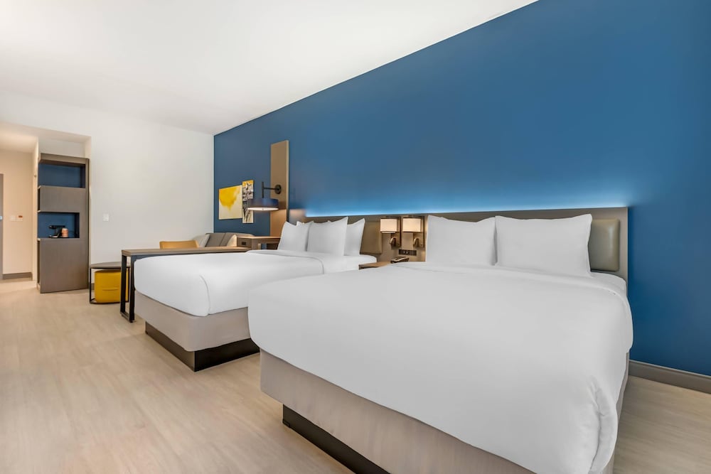 comfort inn and suites
