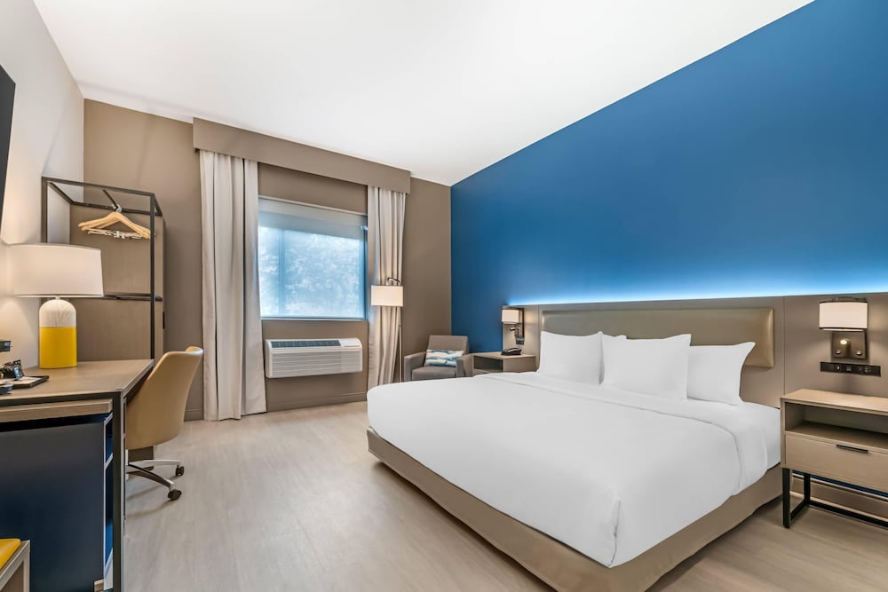 comfort inn and suites