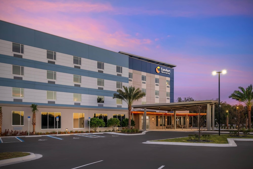 comfort inn and suites