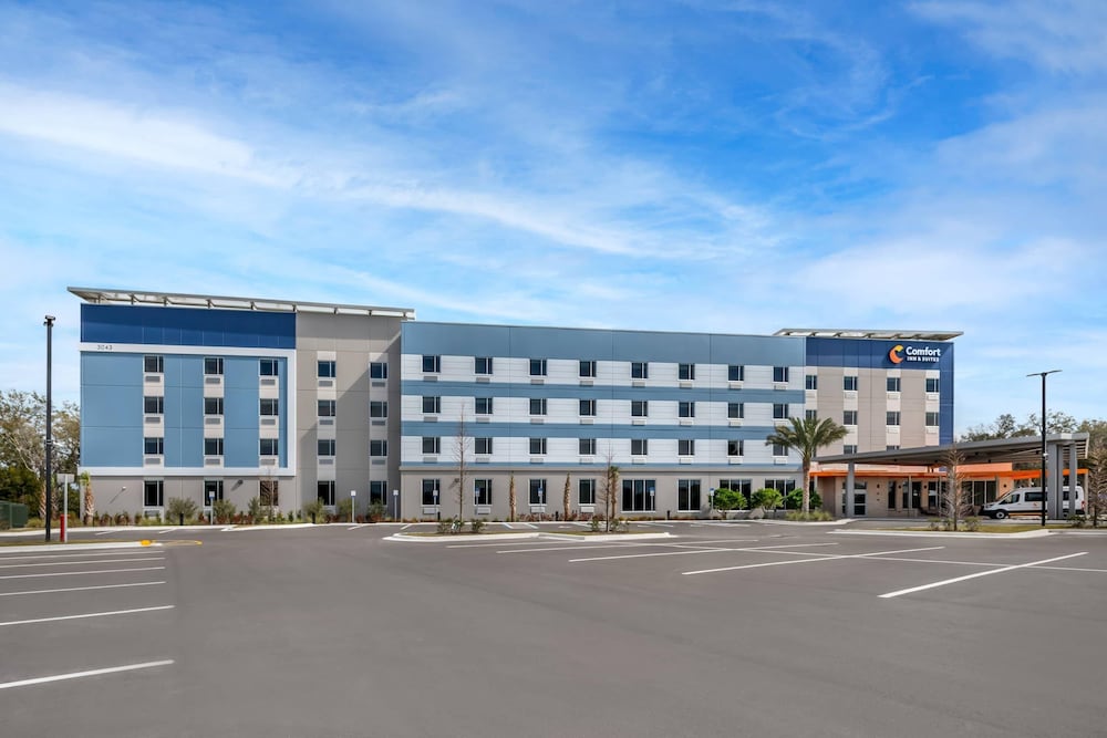 comfort inn and suites