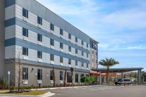 comfort inn and suites