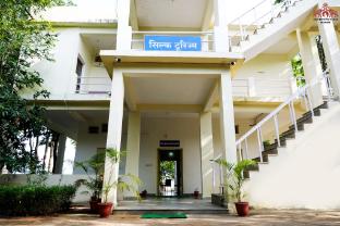 Silk Estates Madai,,2 star