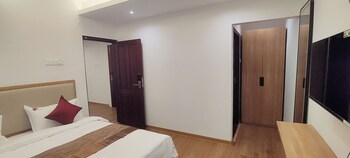 spring valley enclave