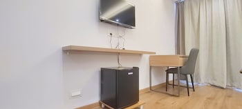 spring valley enclave