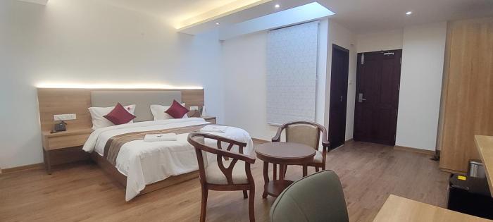 spring valley enclave