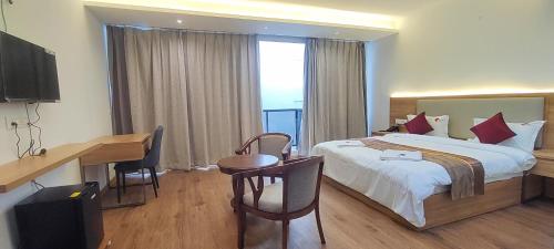 spring valley enclave