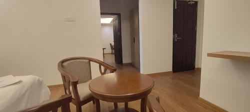 spring valley enclave