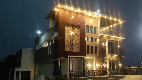 spring valley enclave