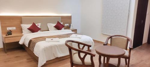 spring valley enclave