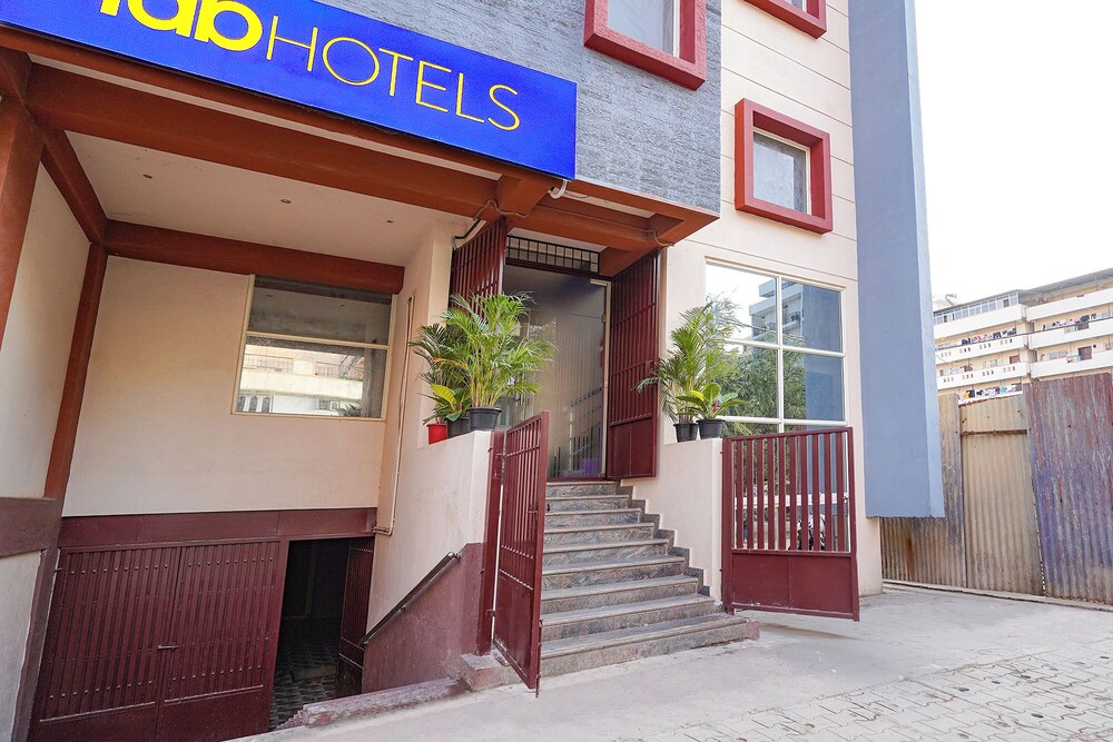 via la palma residency