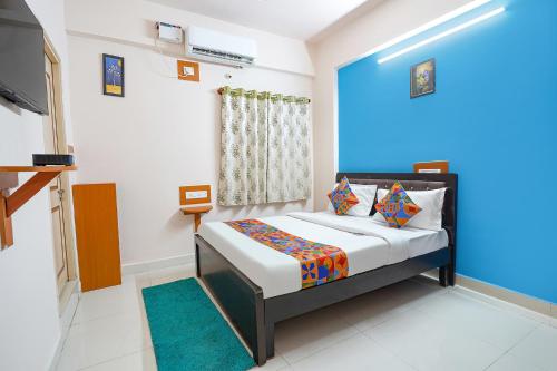 via la palma residency