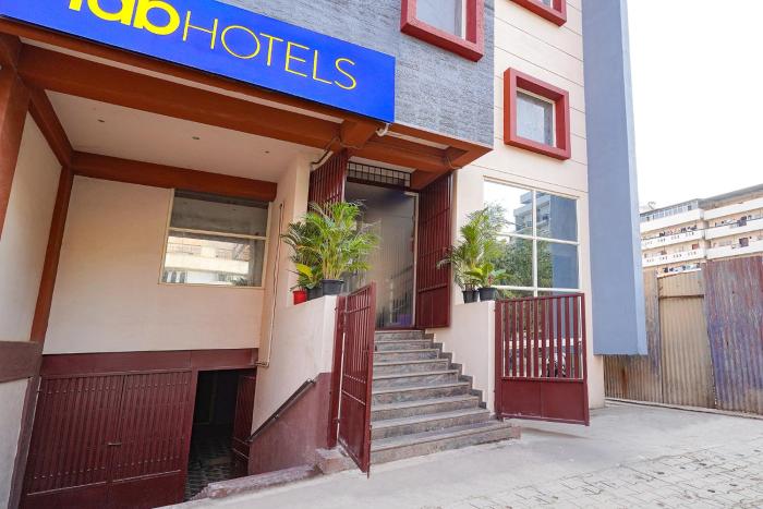 via la palma residency