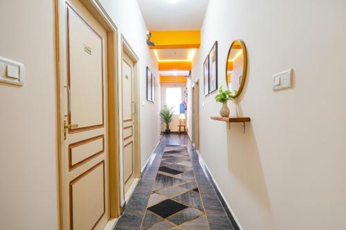 Via La Palma Residency,,3 star