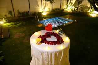 aura farms private pool cottages