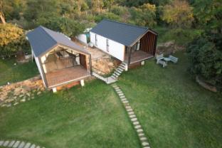 aura farms private pool cottages