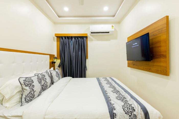 hotel village residency