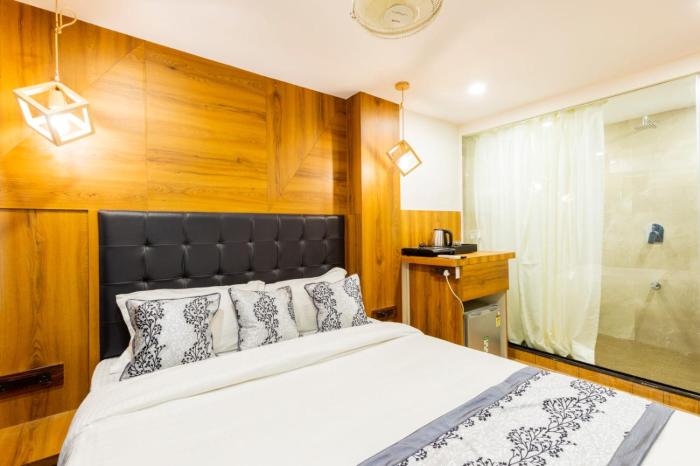 hotel village residency