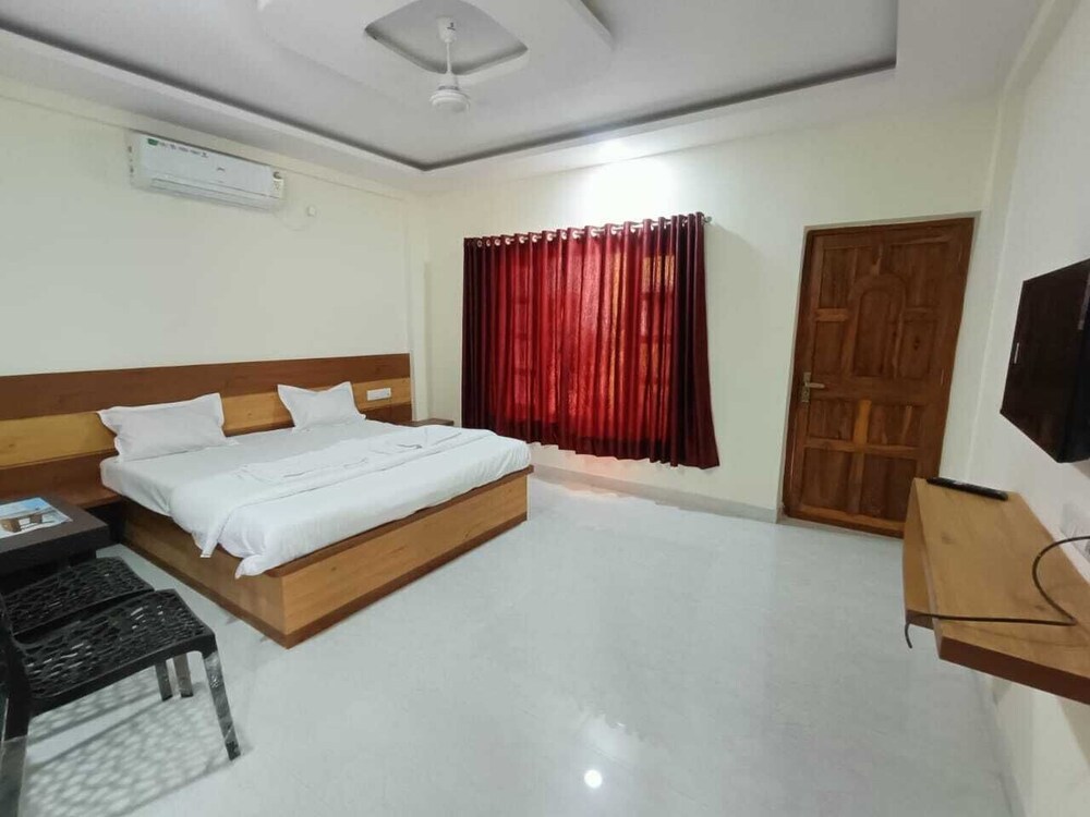 hotel nagavkars palace