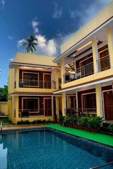 hotel nagavkars palace