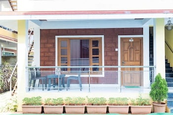 hotel nagavkars palace