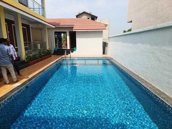 hotel nagavkars palace