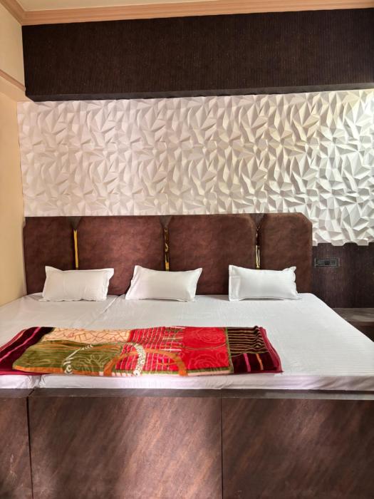 radha madhavam luxurious boutique stay