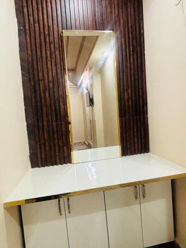 radha madhavam luxurious boutique stay