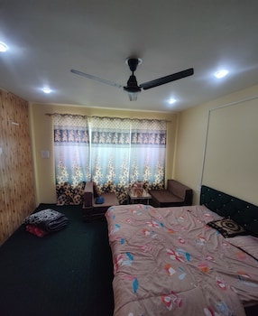 hatyz guest house and restaurant