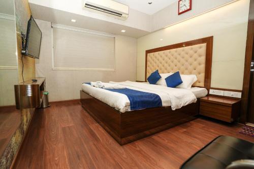 Zenith Homes - Powai Suites,,2 star