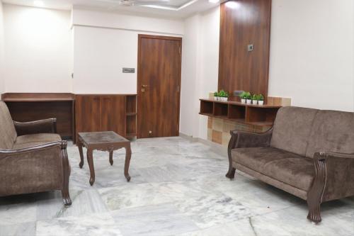 zenith homes powai suites