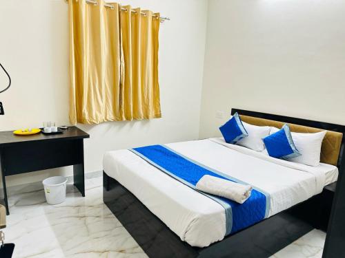 s v comforts btm layout