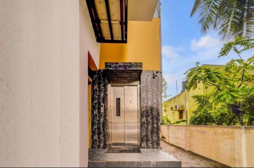 sanvaluxuryroom by royal vip hospitality