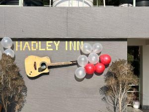 hotel hadley inn