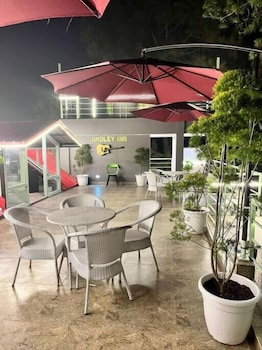 hotel hadley inn