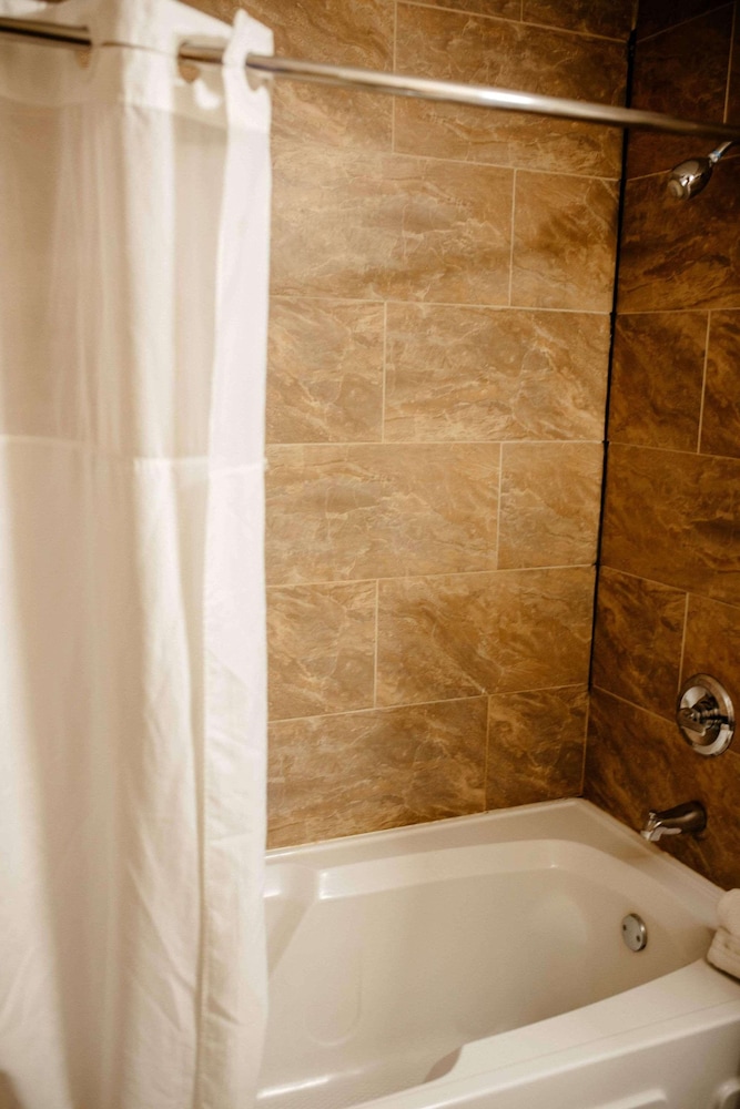 country inn and suites by radisson battle creek mi