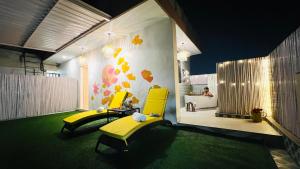 bluo penthouse staycation bathtub and terrace garden