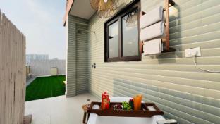 bluo penthouse staycation bathtub and terrace garden