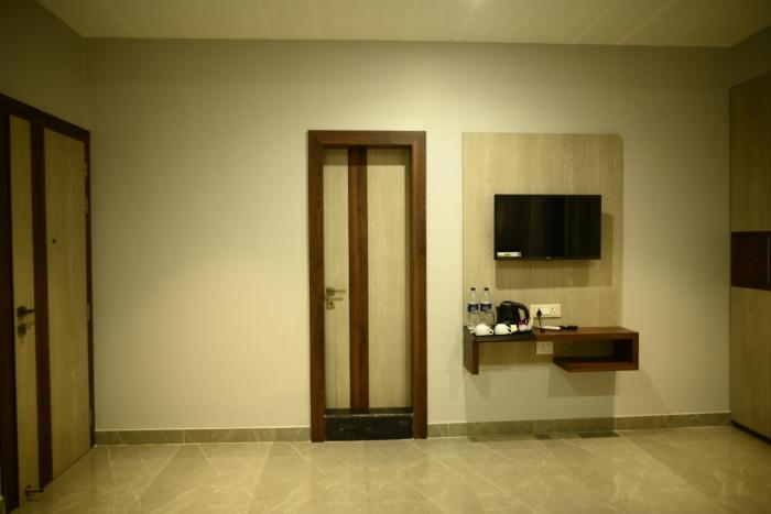 purple orchid hotel