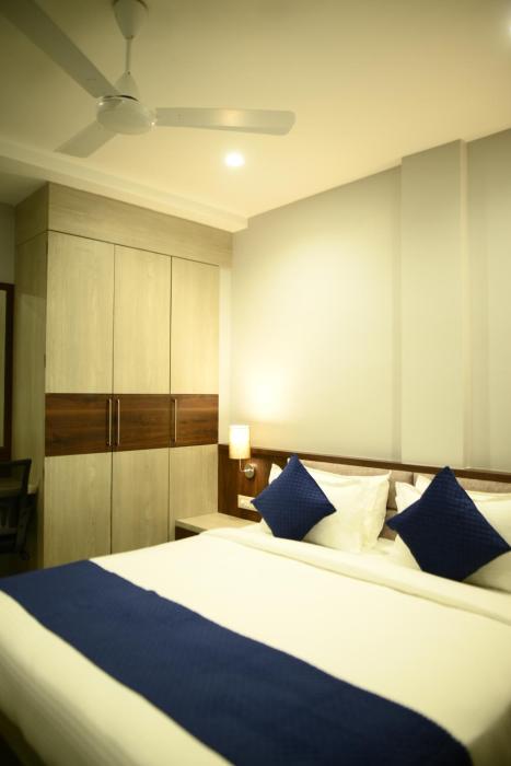 purple orchid hotel