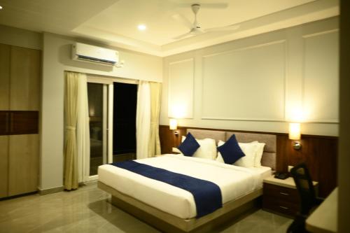 purple orchid hotel