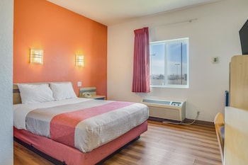 motel 6 lemoore ca