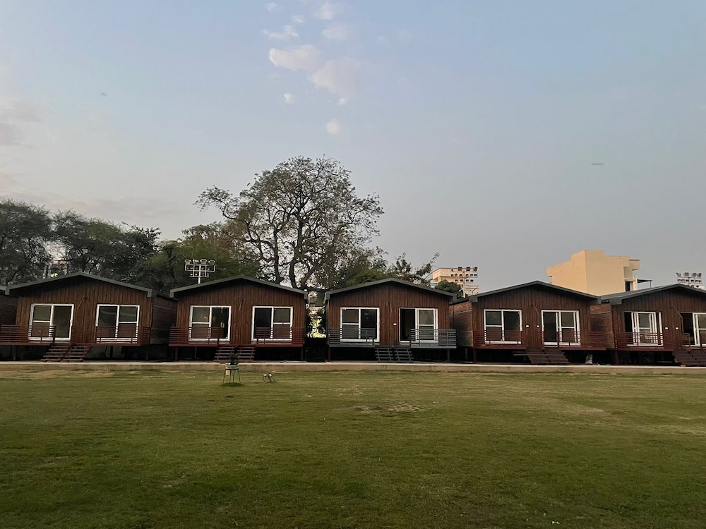 vrindavan greens resort
