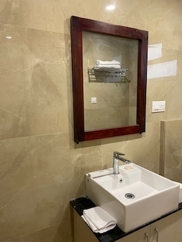 vrindavan greens resort