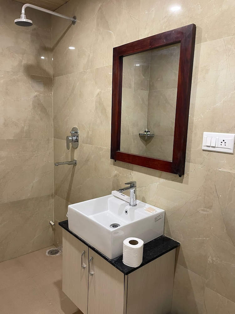 vrindavan greens resort